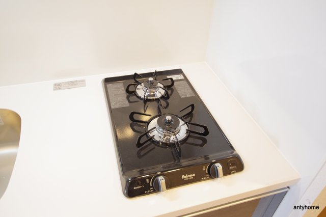 ララプレイス難波メティス　仲介手数料無料のキッチン