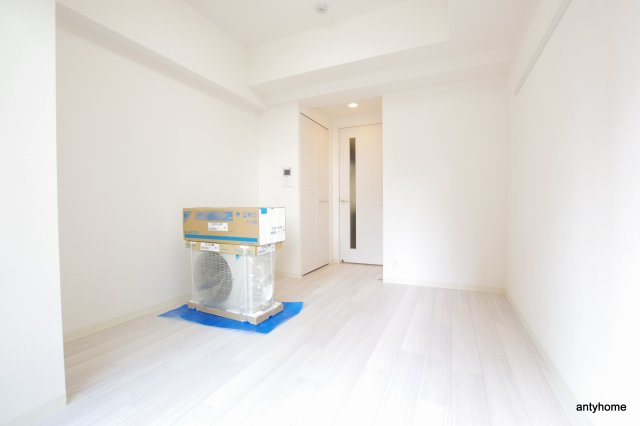 ララプレイス難波メティス　仲介手数料無料の寝室