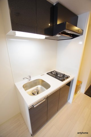 ララプレイス難波メティス　仲介手数料無料のキッチン