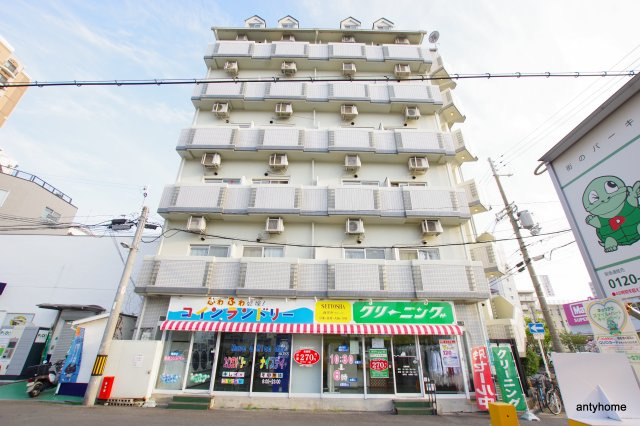 新大阪OMパレス　仲介手数料無料の外観