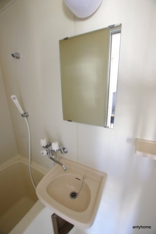 新大阪OMパレス　仲介手数料無料の洗面所