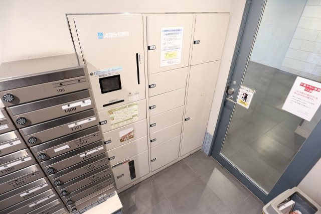 サヴォイザセントラルガーデンのその他共用部分|バルコニー付きです