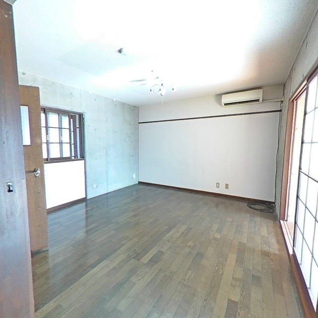 コーポＦＵＫＵＳＩＭＡの居間・リビング