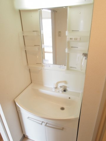 レオパレスノアーズアーク住之江の洗面所