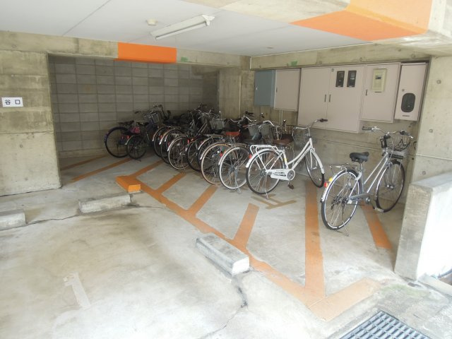 ロアール西別院のその他共用部分|駐輪場、バイク置き場
