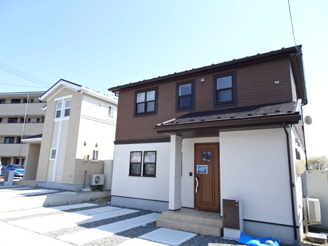 伊那市上新田　中古・未使用住宅