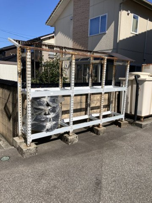 【その他】 | コーポマイティ | タイヤ置き場です