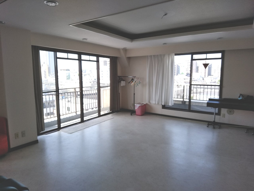 荒川区荒川２丁目の賃貸マンションの居間・リビング