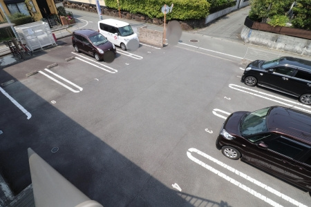 熊本市北区鶴羽田３丁目のアパートの駐車場