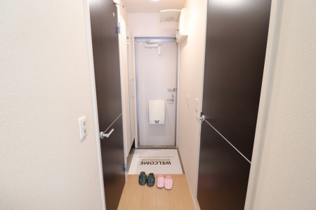 熊本市北区鶴羽田３丁目のアパートの玄関