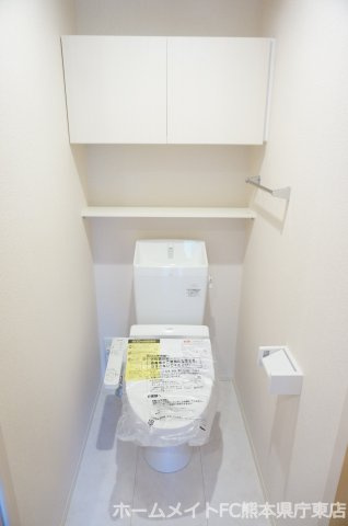 上益城郡益城町大字広崎のアパートのトイレ