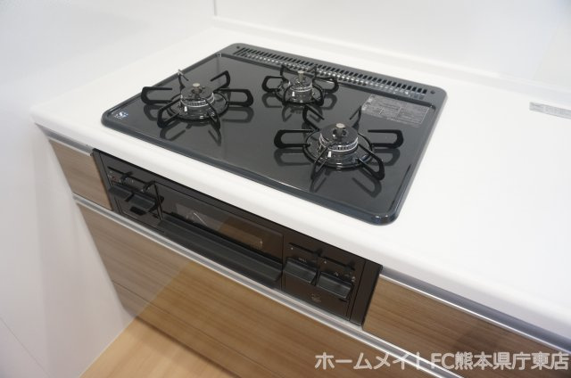 上益城郡益城町大字広崎のアパートのキッチン