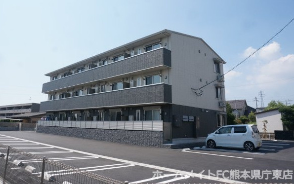 上益城郡益城町大字広崎のアパート