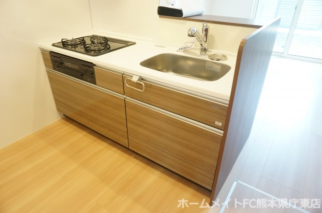 上益城郡益城町大字広崎のアパートのキッチン