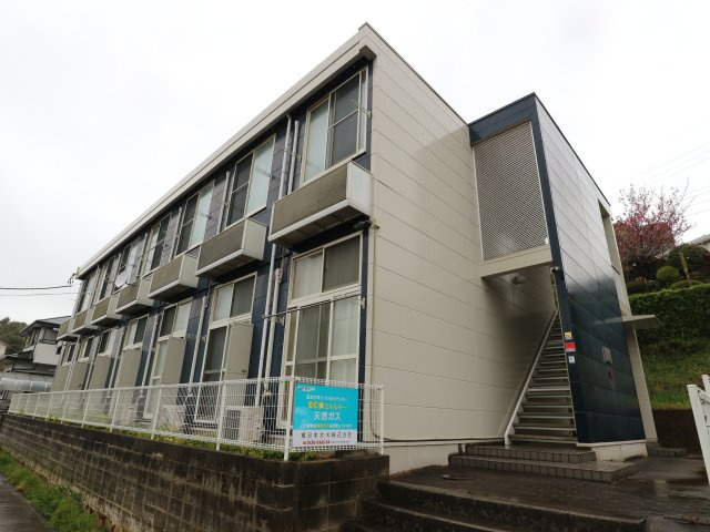 レオパレスラーク取手の外観