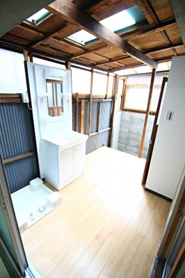 【洗面所】 | 福万寺町3丁目戸建て | ★脱衣所★