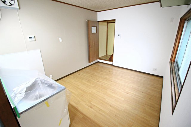 【居間・リビング】 | 福万寺町3丁目戸建て