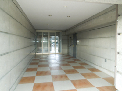 【外観】 | レベウェル三愛・ | エントランス部分