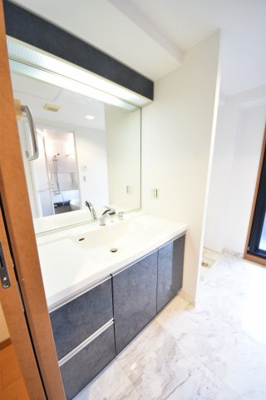 【独立洗面台】 | リーガル神戸三宮山手