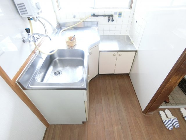 草尾テラスハウスのキッチン