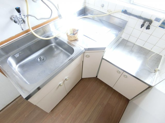 草尾テラスハウスのキッチン