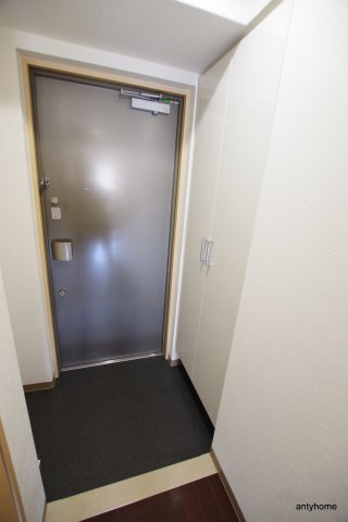 CASA京橋　仲介手数料無料の玄関