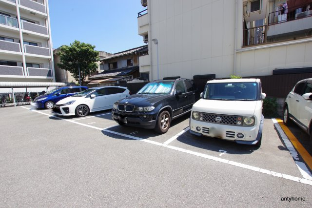 CASA京橋　仲介手数料無料の駐車場