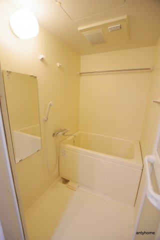 CASA京橋　仲介手数料無料の浴室