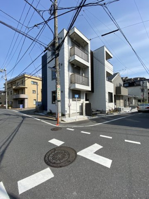 【外観】 | グランテラス | 見通しが良い場所なので
不審者に襲われる心配なし