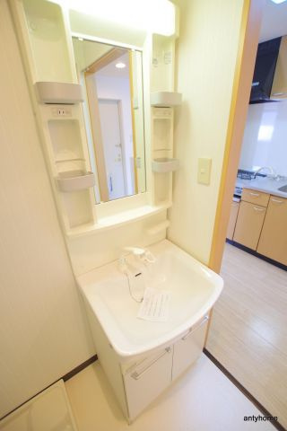 グレース黒崎　仲介手数料無料の洗面所