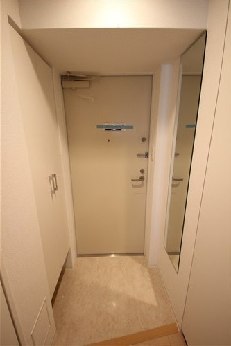 【玄関】 | セレニテ新大阪カルム