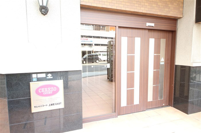 【エントランス】 | セレッソコート上本町EAST
