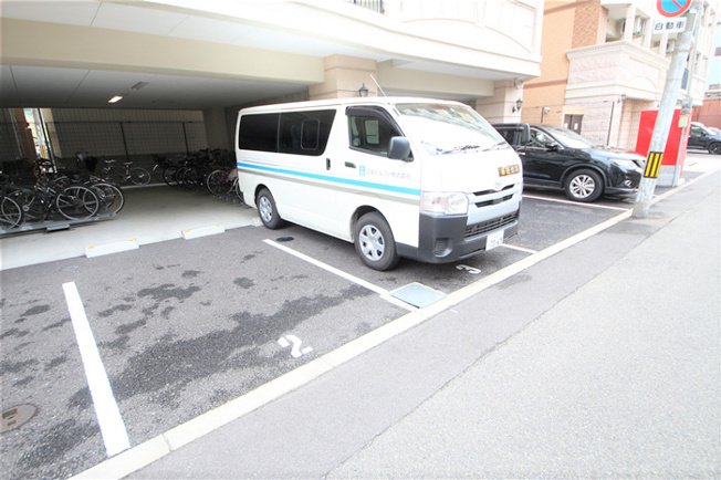 【駐車場】 | Luxeドーム前Ⅰ