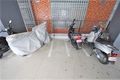 【駐車場】 | エスカーサ大阪WEST