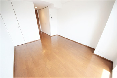 【洋室】 | エスカーサ大阪WEST