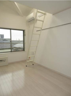 【洋室】 | リオン六町