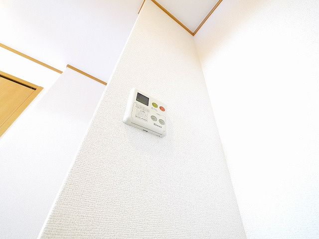 ベル・ソレイユ（奈良市）の設備|給湯リモコンです