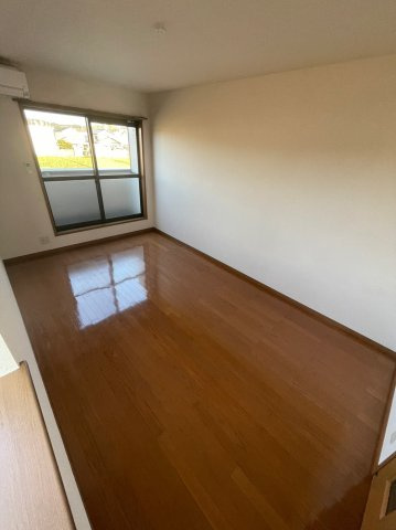 エタニティコートⅠ番館の居間・リビング