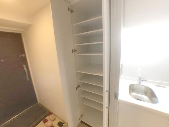 SDグランツ神戸駅前の収納