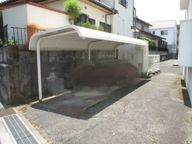 アネックスきりたの駐車場