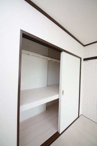 コーポ榊原の収納
