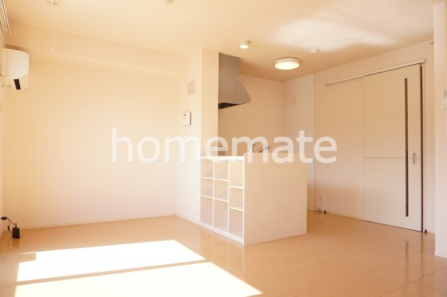 イッチー沼山津の洋室