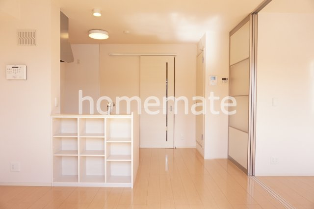 イッチー沼山津の居間・リビング