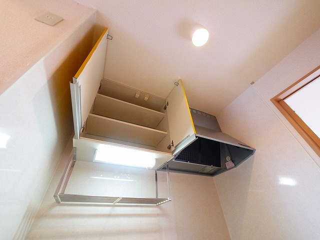 ヴィラ クレストのキッチン|お料理しやすいキッチンです