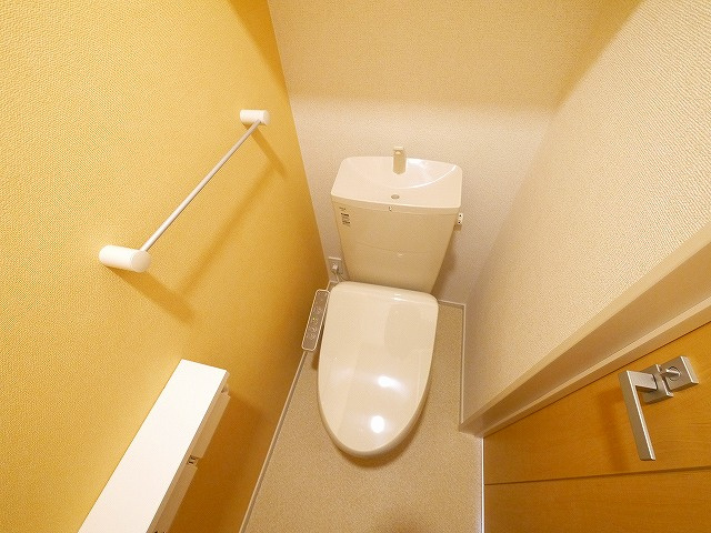 ルミエール（生駒市）のトイレ|シンプルで使いやすいトイレです