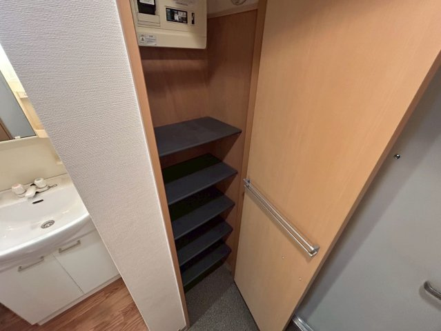 ソレアード関戸❘名古屋市の賃貸ならMy賃貸の収納|ソレアード関戸 ※左右反転