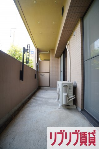 エスポワール蘇我の玄関