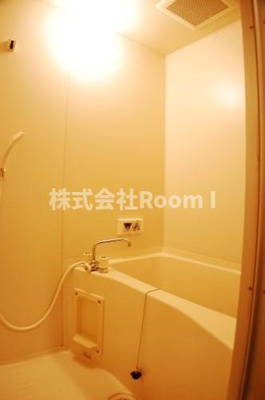 【浴室】 | クレアトール岸本 | 落ち着いた空間のお風呂です