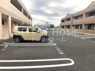 【駐車場】 | 駐車場に車を止められます