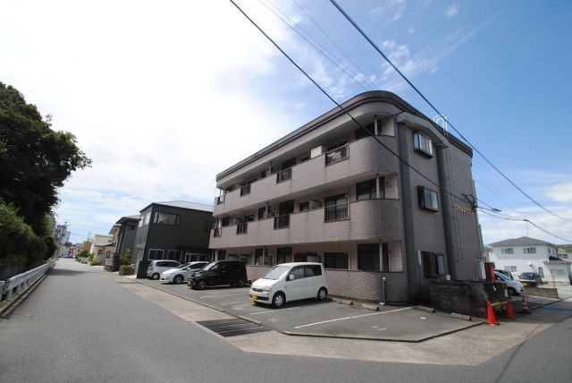 サンヒルズウエノの外観